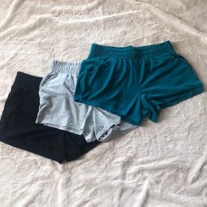 Bundle of 3 shorts